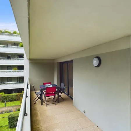 Appartement à 4, Gare Et Lajarrige, Grande Terrasse